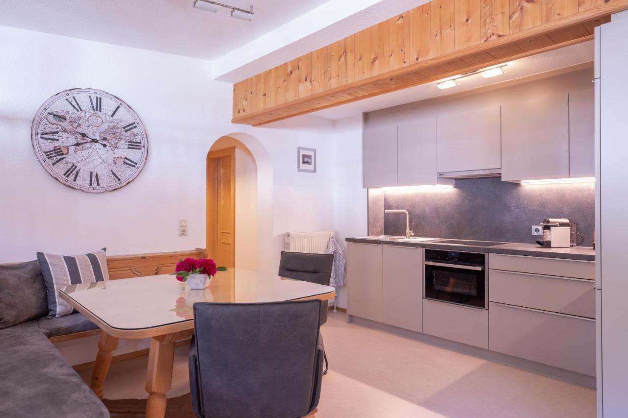Apartamento Haus Praxmarer Sankt Anton am Arlberg Exterior foto